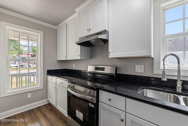 724 Lincoln Street S, Wilson, NC 27893