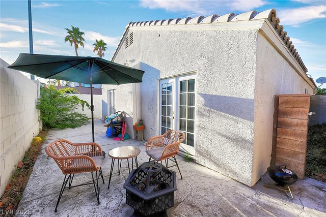 8257 Cactus Root Court, Las Vegas, NV 89129