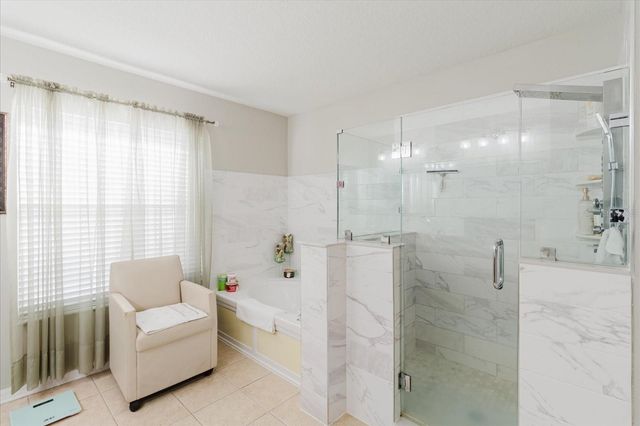 2717 AVON RIVER DRIVE, Valrico, FL 33596