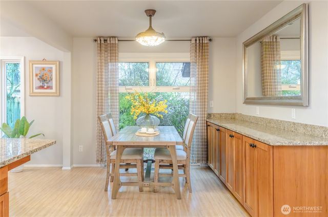 604 128 Avenue SE, Bellevue, WA 98005