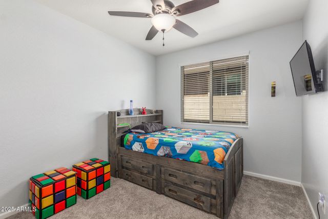 4136 W PALACE STATION Road, New River, AZ 85087