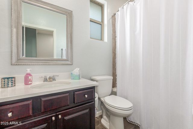 4136 W PALACE STATION Road, New River, AZ 85087