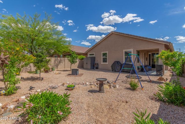 4136 W PALACE STATION Road, New River, AZ 85087