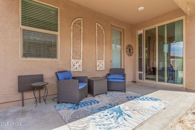 4136 W PALACE STATION Road, New River, AZ 85087