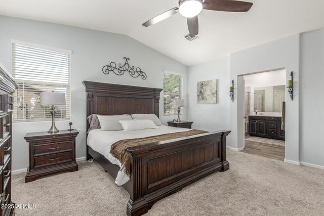 4136 W PALACE STATION Road, New River, AZ 85087