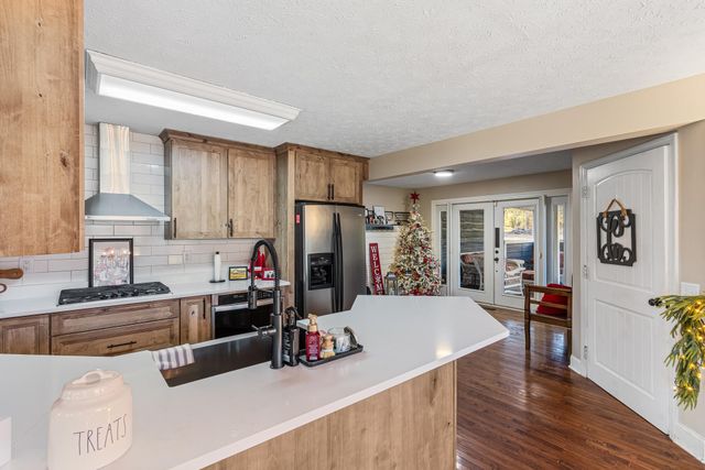 457 County Road 475, Etowah, TN 37331