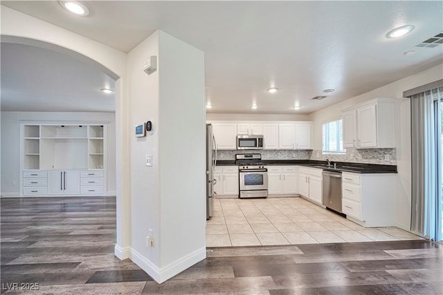 8284 Amphora Street, Las Vegas, NV 89139