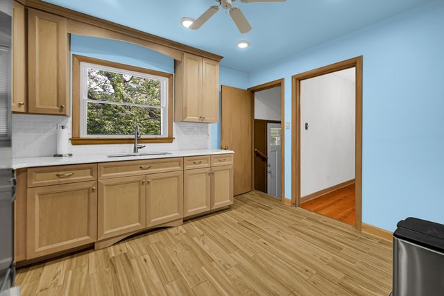 10021 Cook Avenue, Oak Lawn, IL 60453