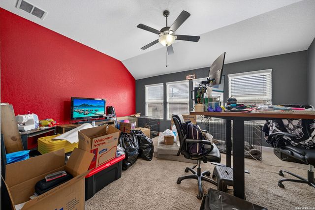1510 Snowy Owl Dr, San Antonio, TX 78245