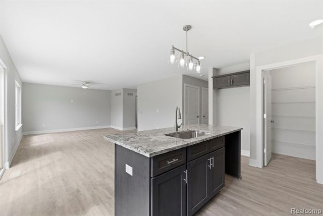 2359 Baltimore, Davison, MI 48423