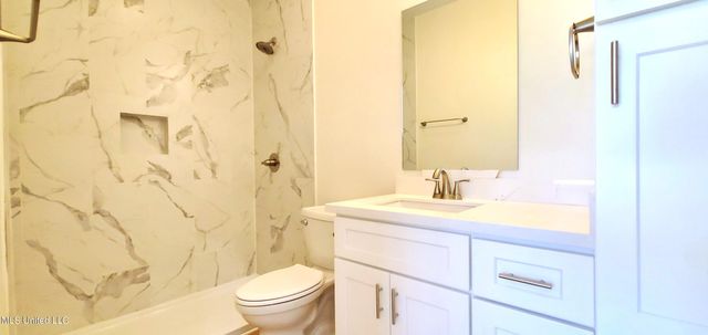 600 Bechtel Boulevard, A, Ocean Springs, MS 39564