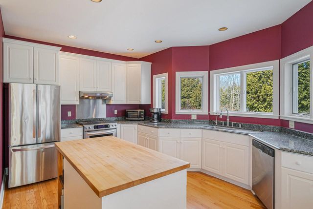 5001 S 10th STREET, Manitowoc, WI 54220