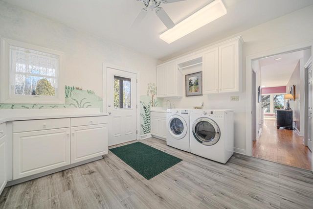 5001 S 10th STREET, Manitowoc, WI 54220