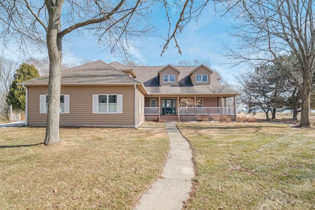 5001 S 10th STREET, Manitowoc, WI 54220