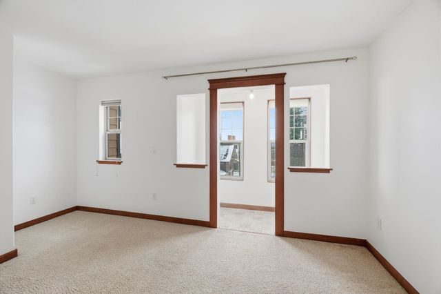 416 S Hemlock St, Spokane, WA 99201