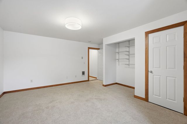 416 S Hemlock St, Spokane, WA 99201