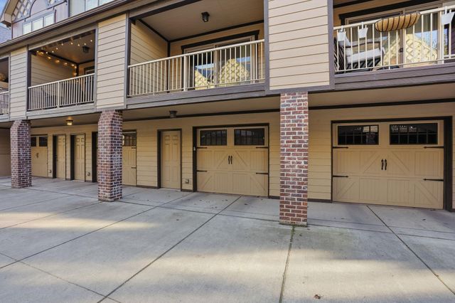 416 S Hemlock St, Spokane, WA 99201