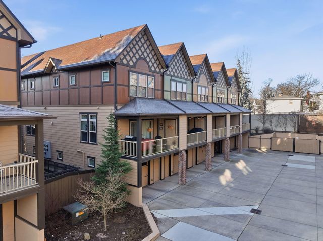 416 S Hemlock St, Spokane, WA 99201