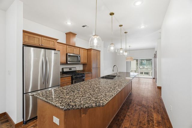 416 S Hemlock St, Spokane, WA 99201