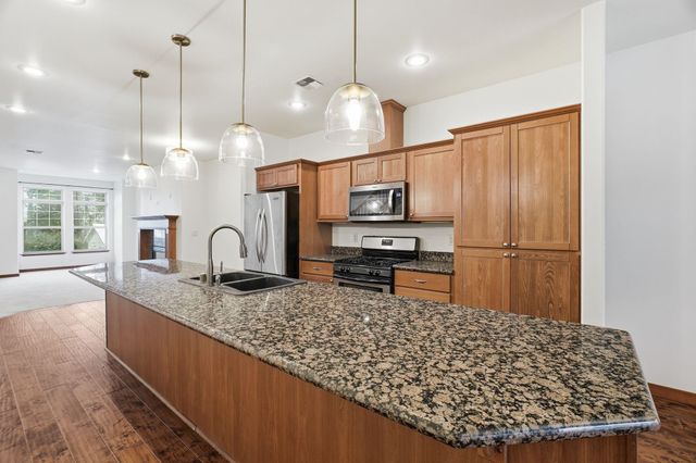 416 S Hemlock St, Spokane, WA 99201