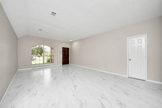 2810 Huntington Way, Pearland, TX 77584
