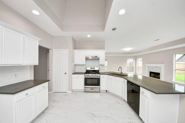 2810 Huntington Way, Pearland, TX 77584
