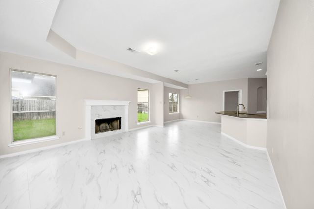 2810 Huntington Way, Pearland, TX 77584