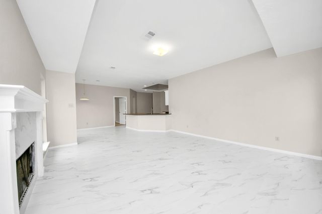 2810 Huntington Way, Pearland, TX 77584