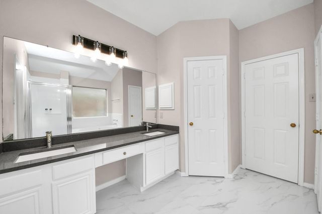 2810 Huntington Way, Pearland, TX 77584
