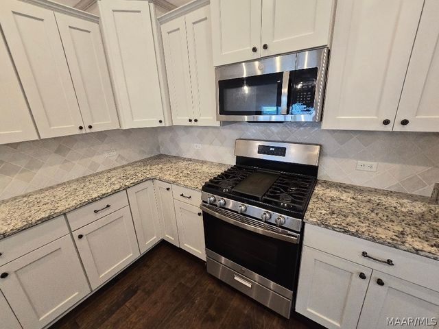 845 Hedgefield Way, Prattville, AL 36066