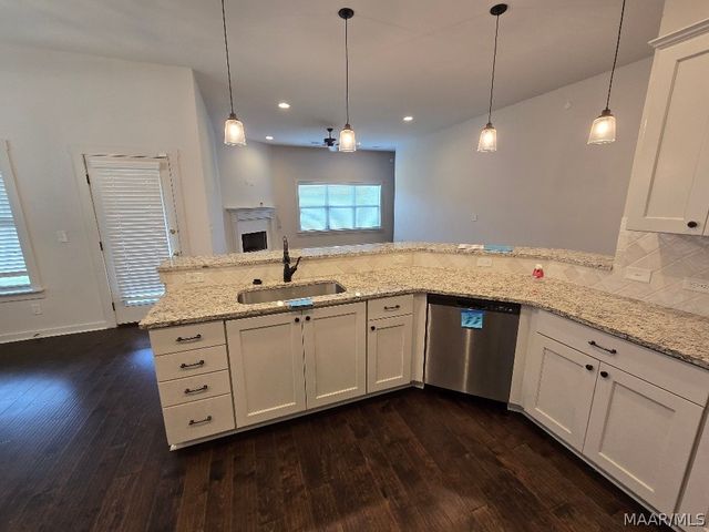 845 Hedgefield Way, Prattville, AL 36066