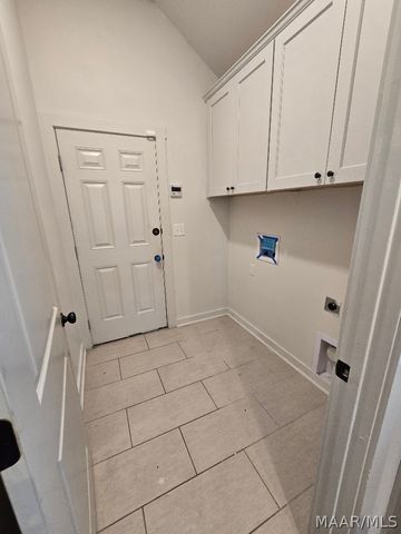 845 Hedgefield Way, Prattville, AL 36066