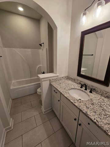 845 Hedgefield Way, Prattville, AL 36066