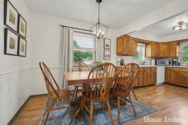 6892 Quincy Drive SW, Grand Rapids, MI 49548