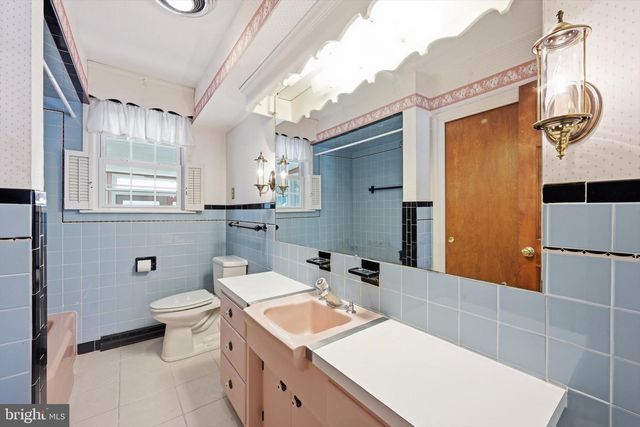 535 S 6TH ST, Denver, PA 17517