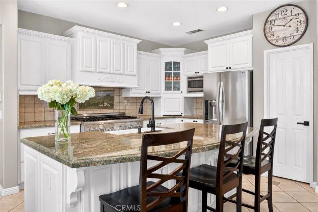 32466 Cassino Court, Temecula, CA 92592