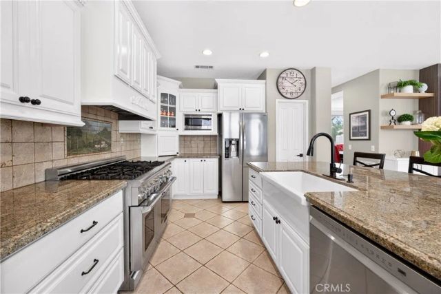 32466 Cassino Court, Temecula, CA 92592