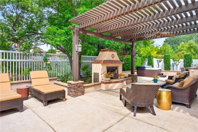 32466 Cassino Court, Temecula, CA 92592