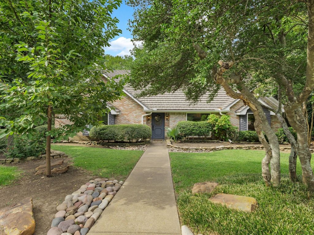 2630 Rockbrook Drive, Plano, TX 75074