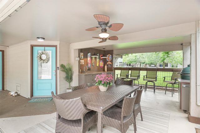 224 Clear Lake Road, Clear Lake Shores, TX 77565