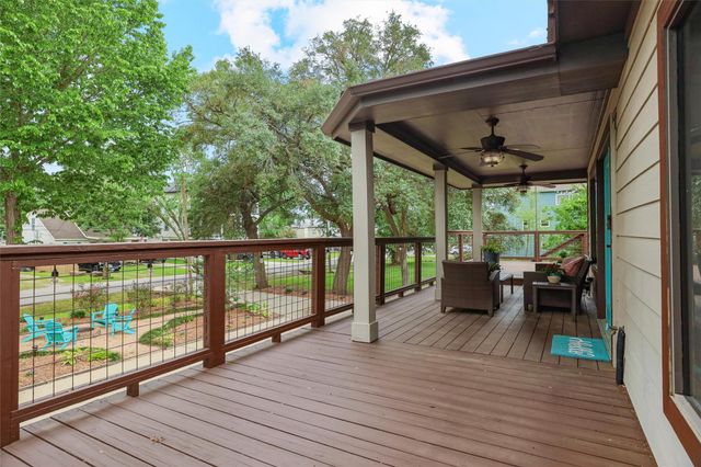 224 Clear Lake Road, Clear Lake Shores, TX 77565