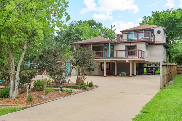 224 Clear Lake Road, Clear Lake Shores, TX 77565