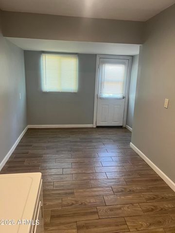 1115 E Whitton Avenue, Phoenix, AZ 85014
