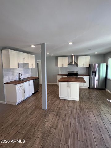 1115 E Whitton Avenue, Phoenix, AZ 85014