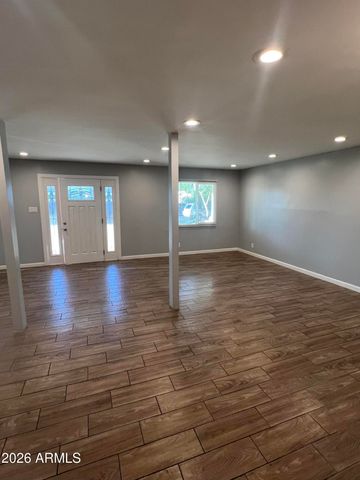 1115 E Whitton Avenue, Phoenix, AZ 85014