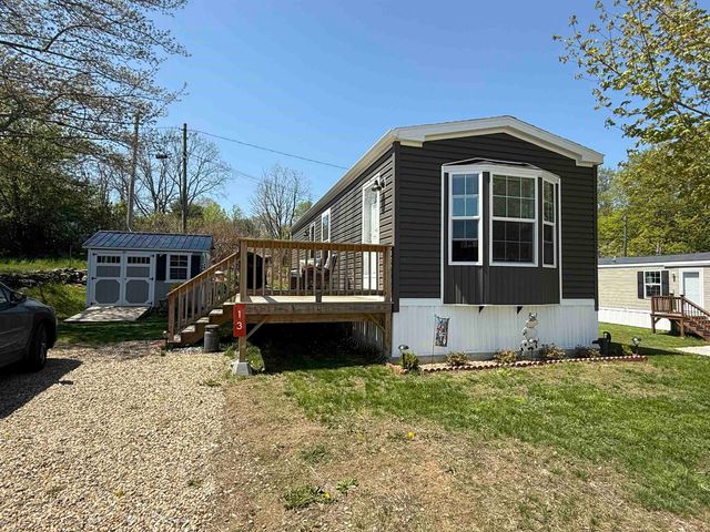 65 Leavitt Rd Unit 13, Pittsfield, NH 03263