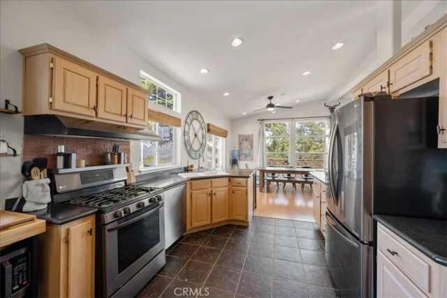 5990 Sunny Glen Lane, Paso Robles, CA 93446