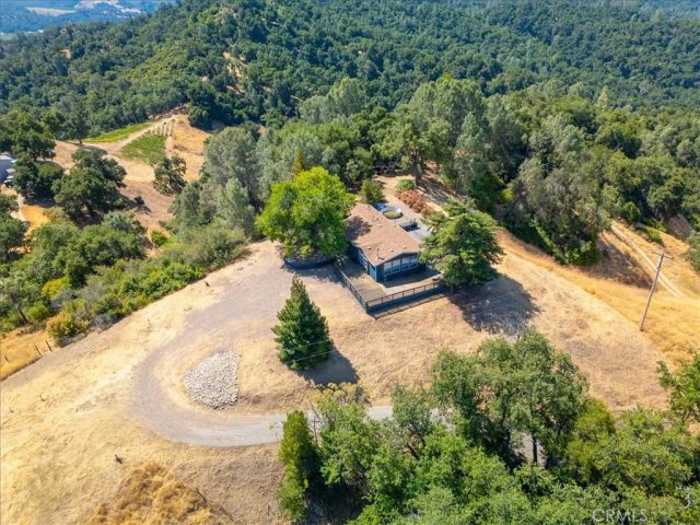 5990 Sunny Glen Lane, Paso Robles, CA 93446