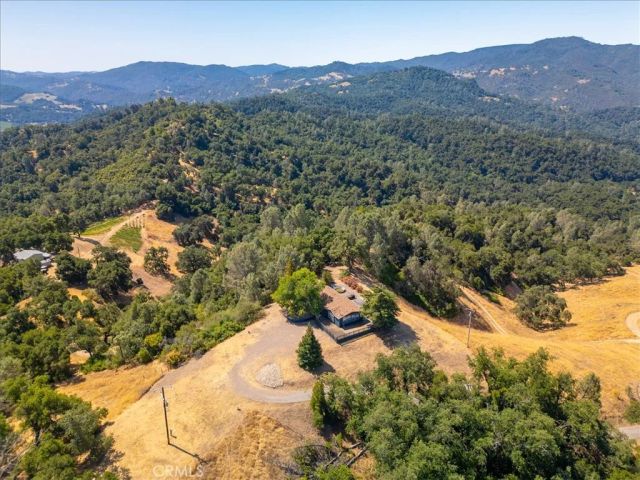 5990 Sunny Glen Lane, Paso Robles, CA 93446