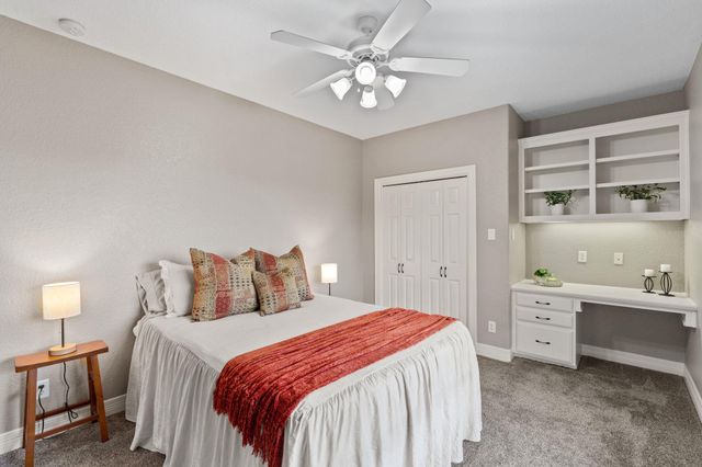 271 Summit DR, Round Mountain, TX 78663